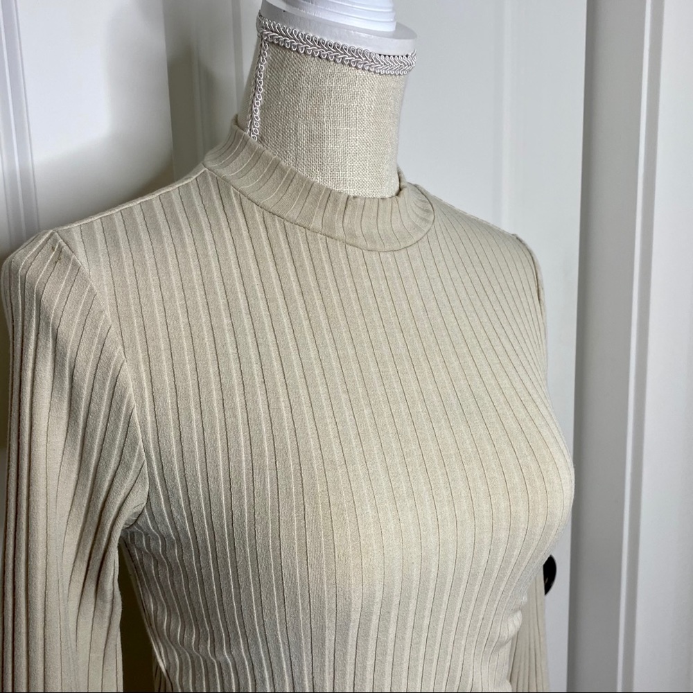 Forever 21 Ribbed 3/4 Sleeve Mini Sweater Dress